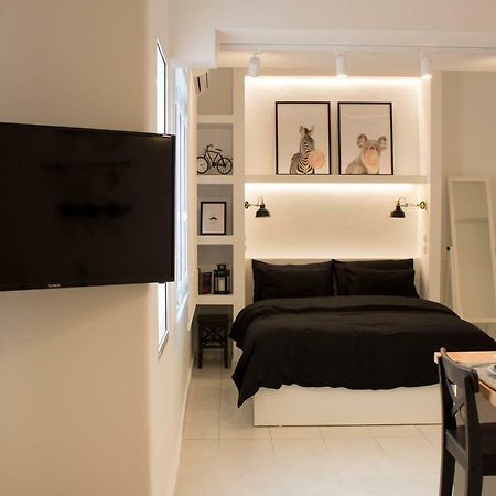 Super Stylish Apartments In Syntagma Square! Athens Exterior photo
