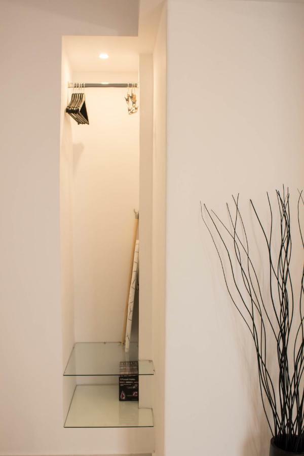 Super Stylish Apartments In Syntagma Square! Athens Exterior photo